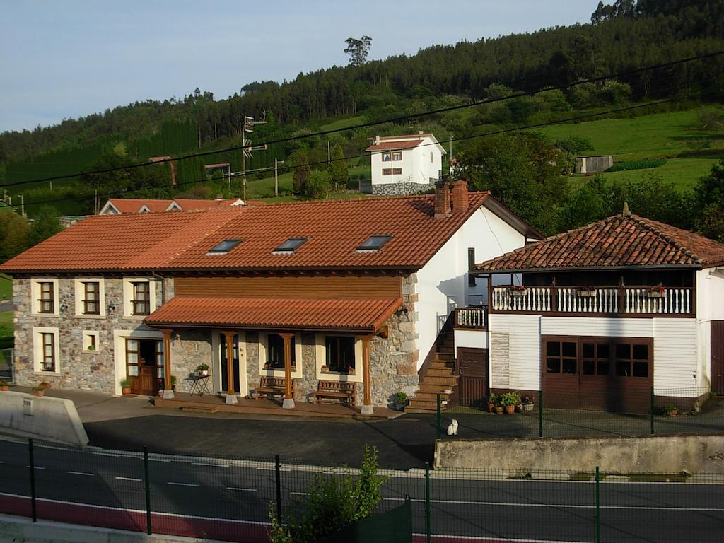 La Llosa Rodre Guimarán 外观 照片